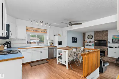 Interior photo 4 of 21 GRAHAM AV