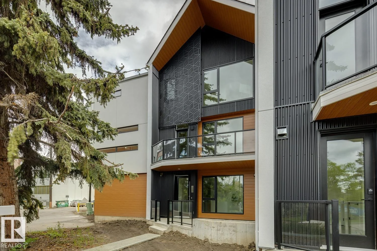 #6 10331 Wadhurst RD NW, Edmonton - 3 bedroom Townhouse for sale