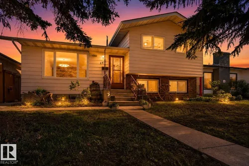 8835 152B AV NW, Edmonton - $465,000