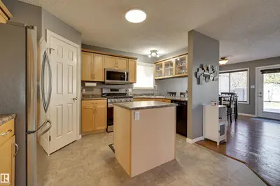 Interior photo 1 of 2208 BAKER CL SW