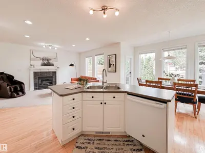 Interior photo 2 of 10 ORLEANS CT