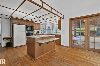 Interior photo 4 of 5439 SUNSET DR