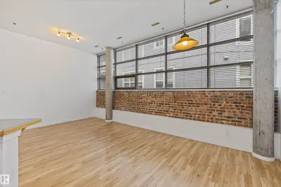 Interior photo 3 of #202 10123 112 ST NW