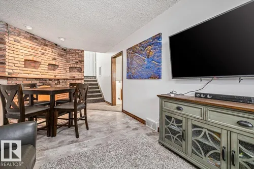 11428 79 AV NW, Edmonton - $650,000