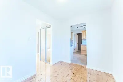 Interior photo 4 of 13863 114 ST NW