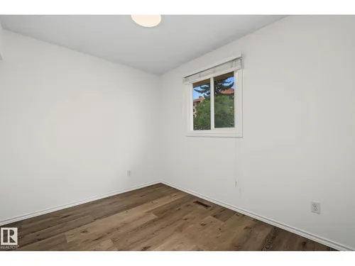 13849 114 ST NW
