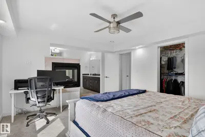 Interior photo 3 of 704 39 ST SW