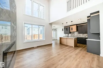 Interior photo 3 of 341 ROBERTS WD
