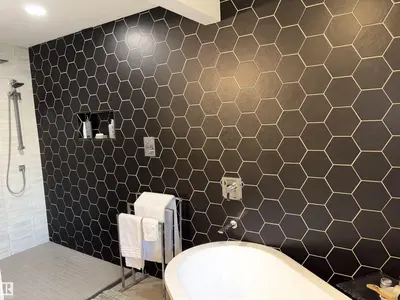 Interior photo 3 of 14016 85 AV NW