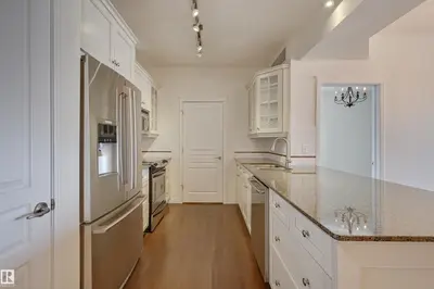 Interior photo 4 of #521 10333 112 ST NW