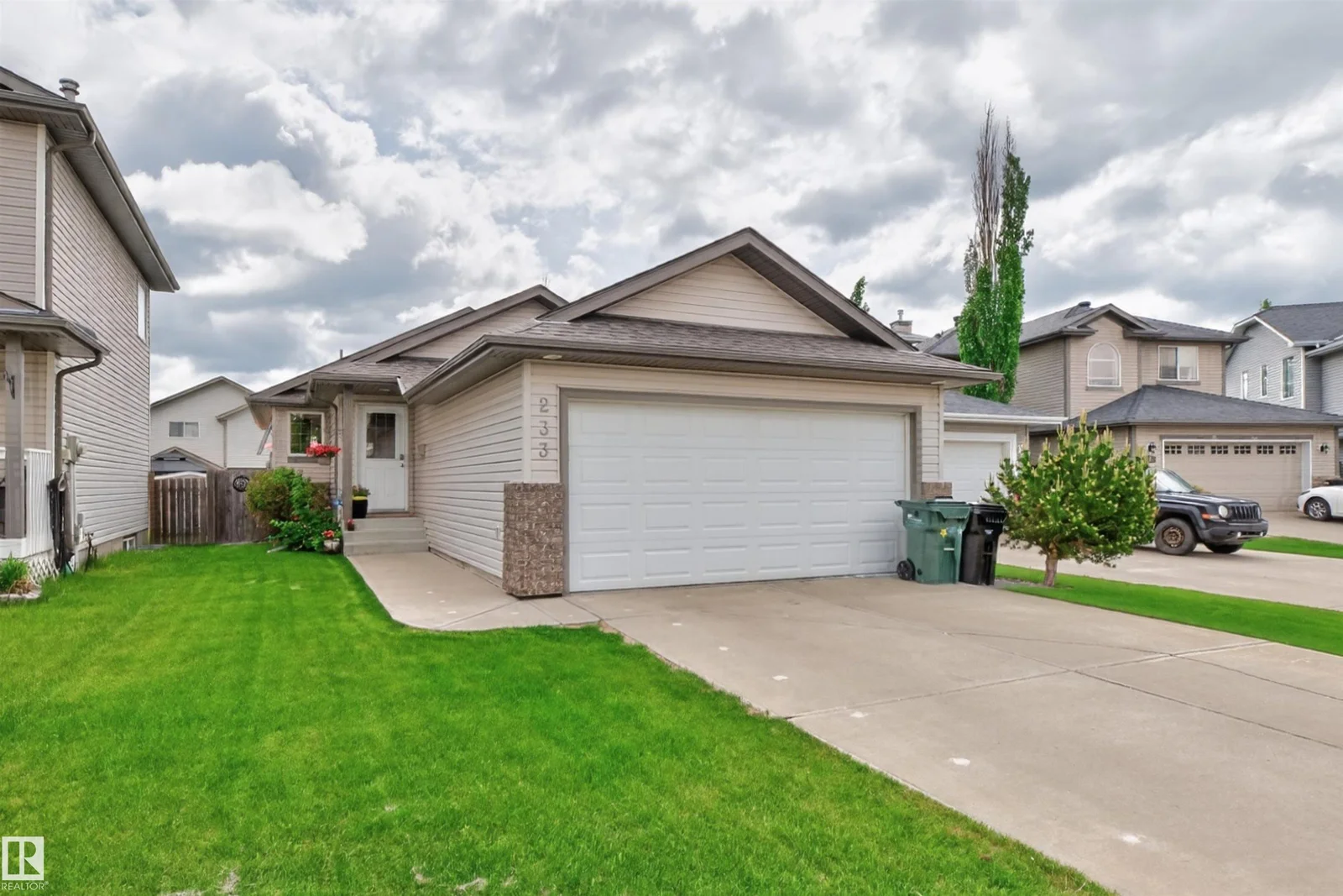 233 FOXBORO CV, Sherwood Park - 4 bedroom Detached Single Family for sale