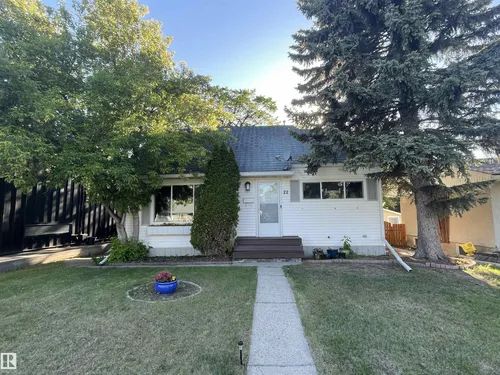 10922 117 ST NW, Edmonton - $421,000