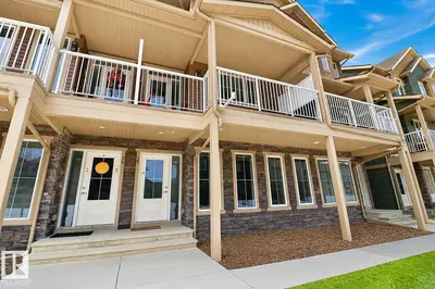 Interior photo 1 of #25 1051 GRAYDON HILL BV SW