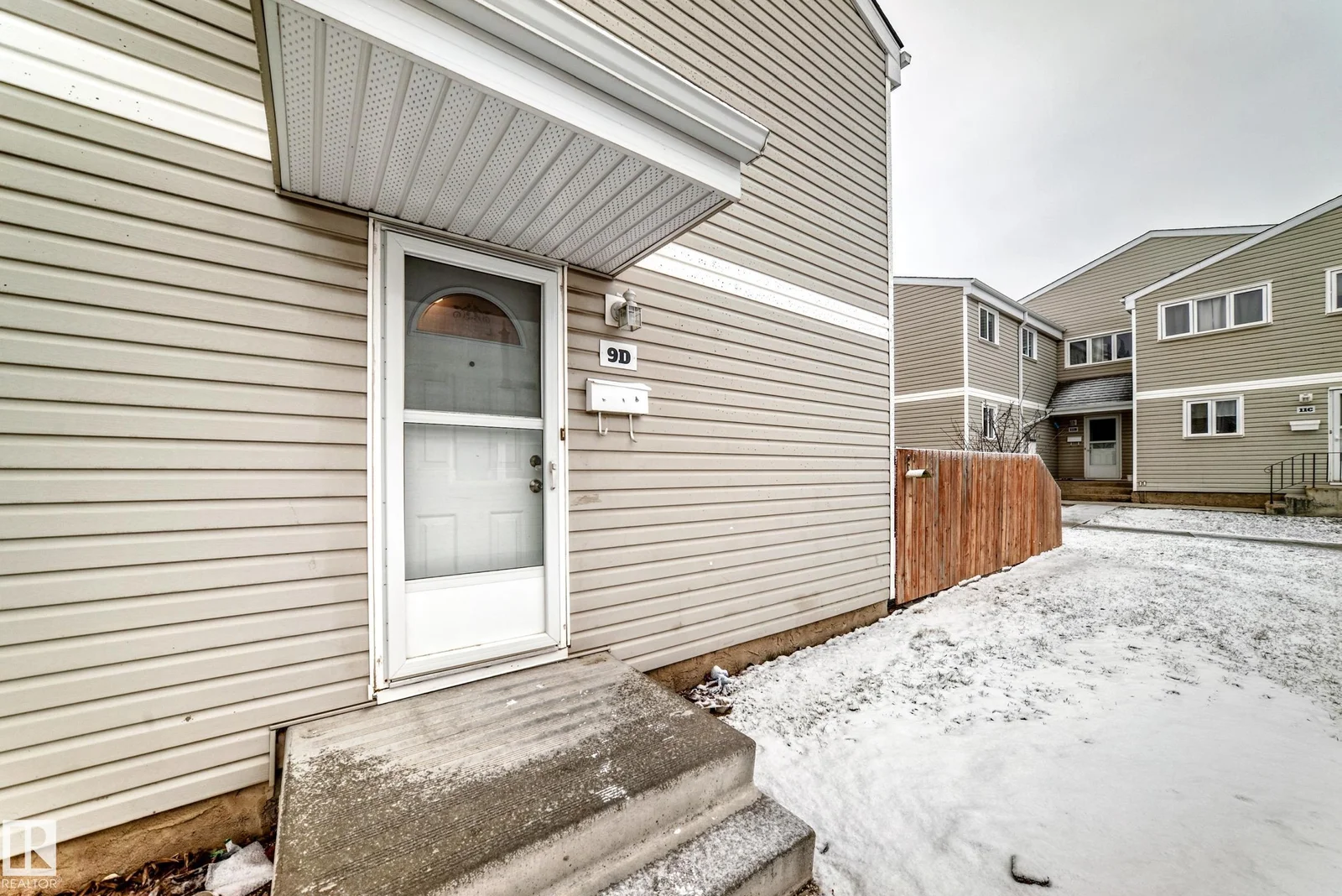 9D CASTLE TC NW, Edmonton - 3 bedroom Townhouse for sale