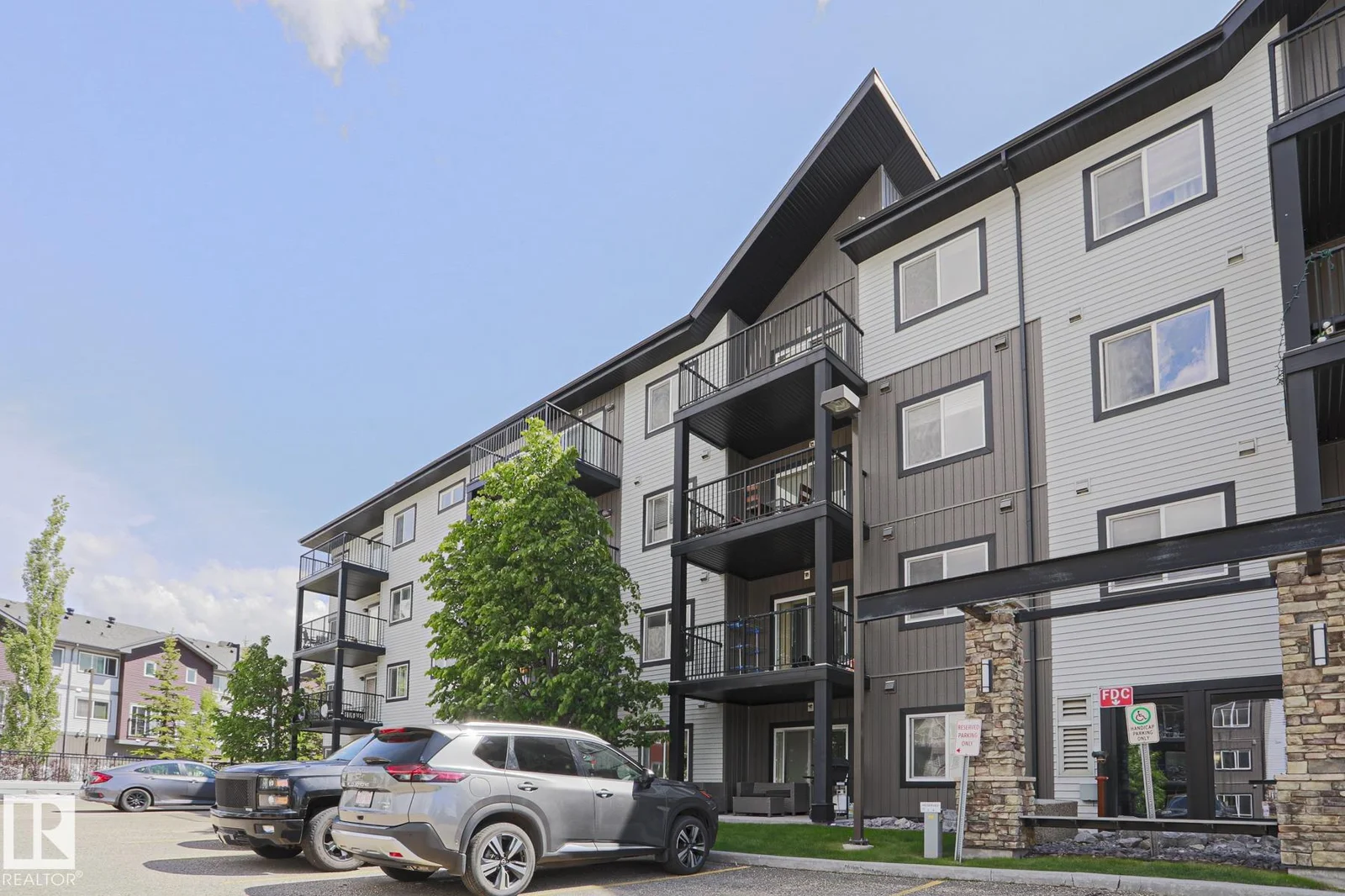 #411 3353 16A AV NW, Edmonton - 2 bedroom Apartment for sale
