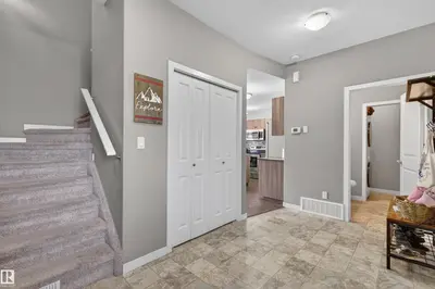 Interior photo 1 of 6807B 47 ST