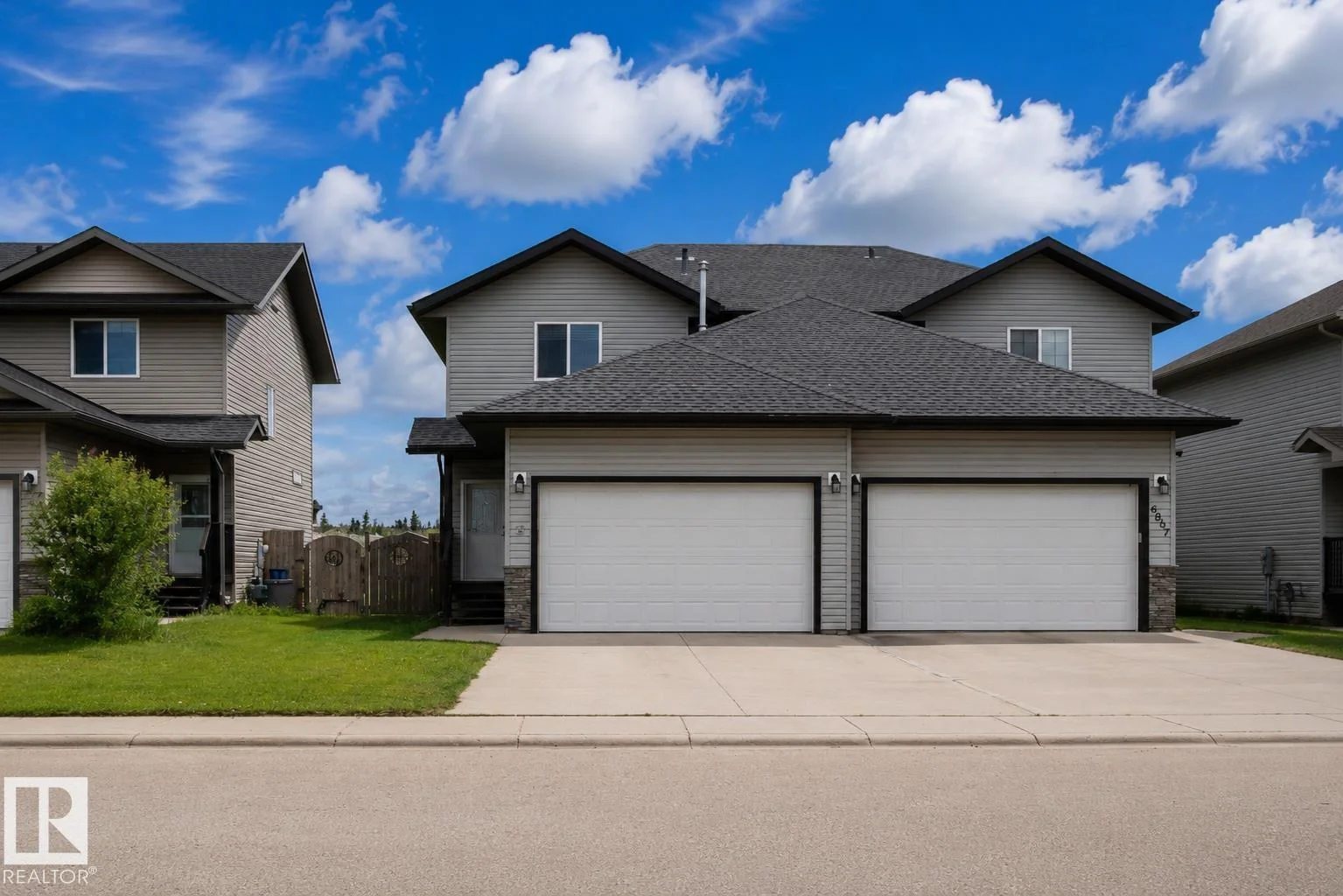 6807B 47 ST, Cold Lake - 4 bedroom Duplex for sale