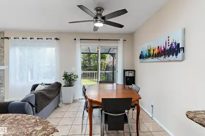 Interior photo 3 of 5313 RUE PARK ST