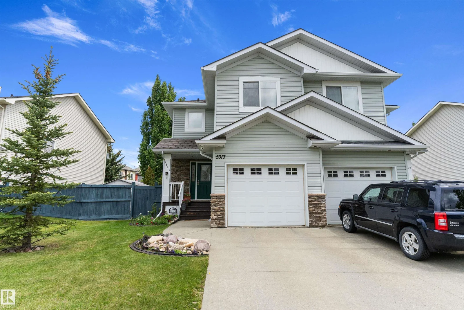 5313 RUE PARK ST, Beaumont - 3 bedroom Duplex for sale