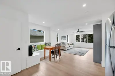 Interior photo 4 of 8712 89 AV NW