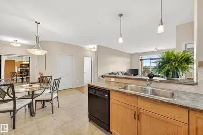 Interior photo 3 of #133 2503 HANNA CR NW