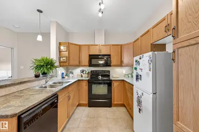 Interior photo 1 of #133 2503 HANNA CR NW