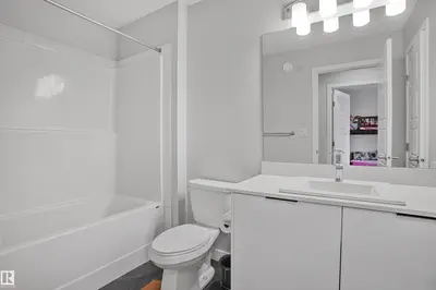 Interior photo 3 of 1222 PODERSKY WD SW