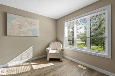 Interior photo 3 of 12809 203A NW