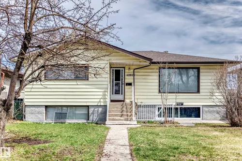 12825 102 ST NW, Edmonton - $438,500