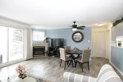 Interior photo 2 of #308 17150 94A AV NW