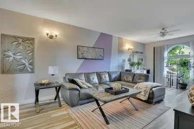 Interior photo 2 of 4405 51St