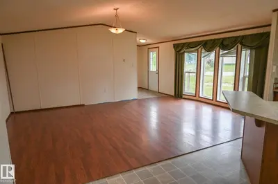 Interior photo 2 of 4703 52 ST