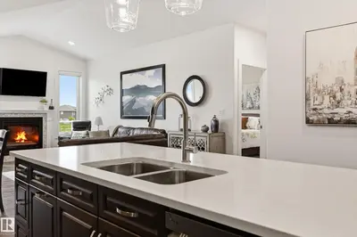 Interior photo 3 of #65 8602 SOUTHFORT BV