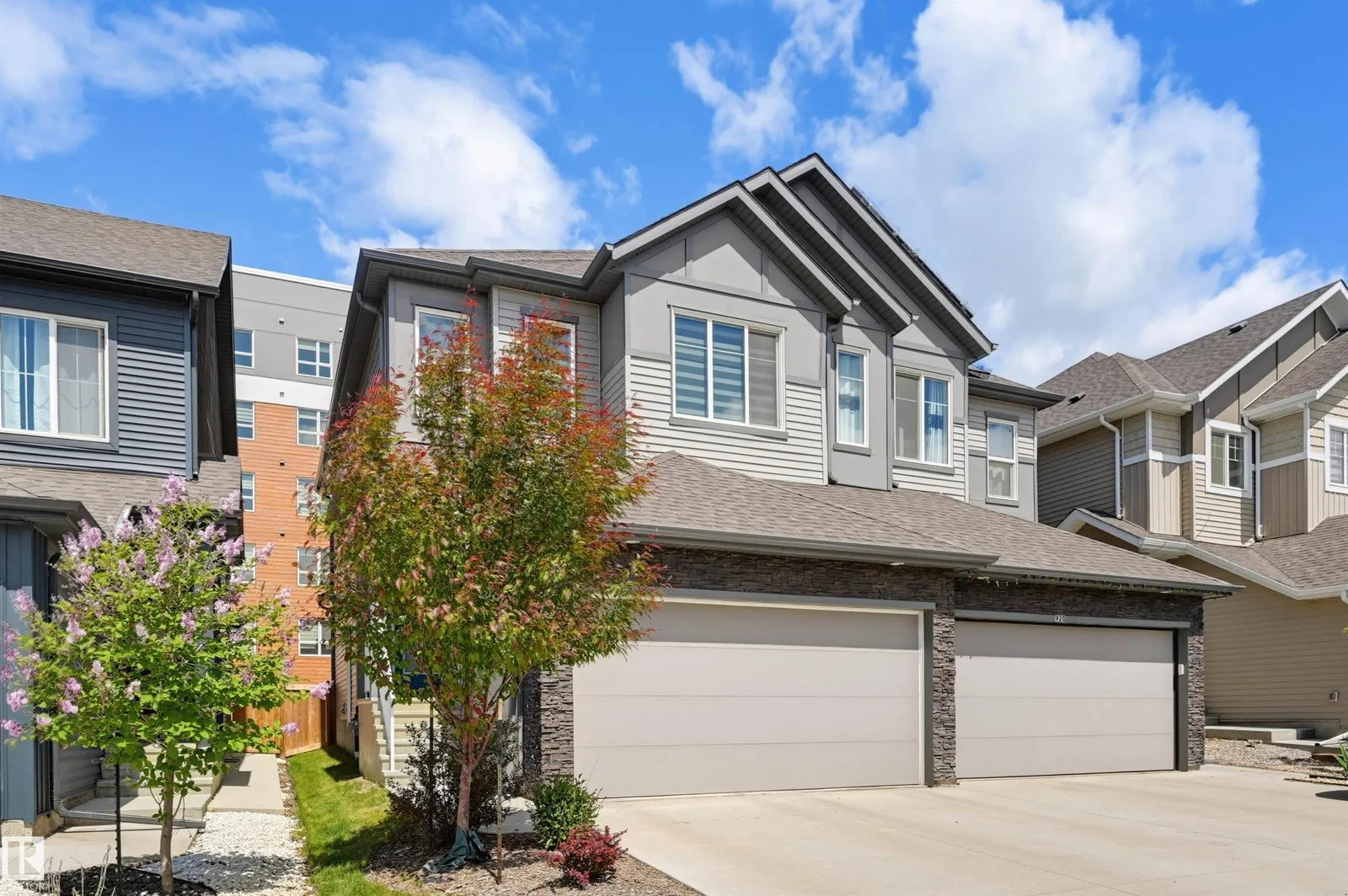 918 DANIELS LO SW, Edmonton - 3 bedroom Duplex for sale