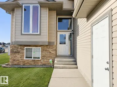 Interior photo 1 of 3901 44 AV