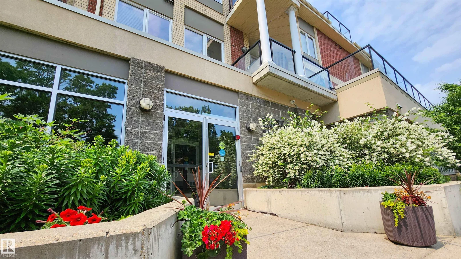#207 9750 94 ST NW, Edmonton - 1 bedroom Apartment for sale