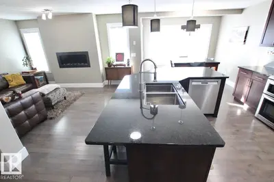 Interior photo 4 of 4408 CRABAPPLE LANDING LD SW