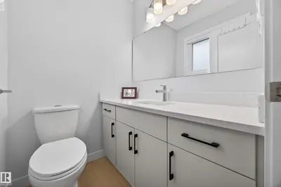 Interior photo 3 of 9915 154 ST NW