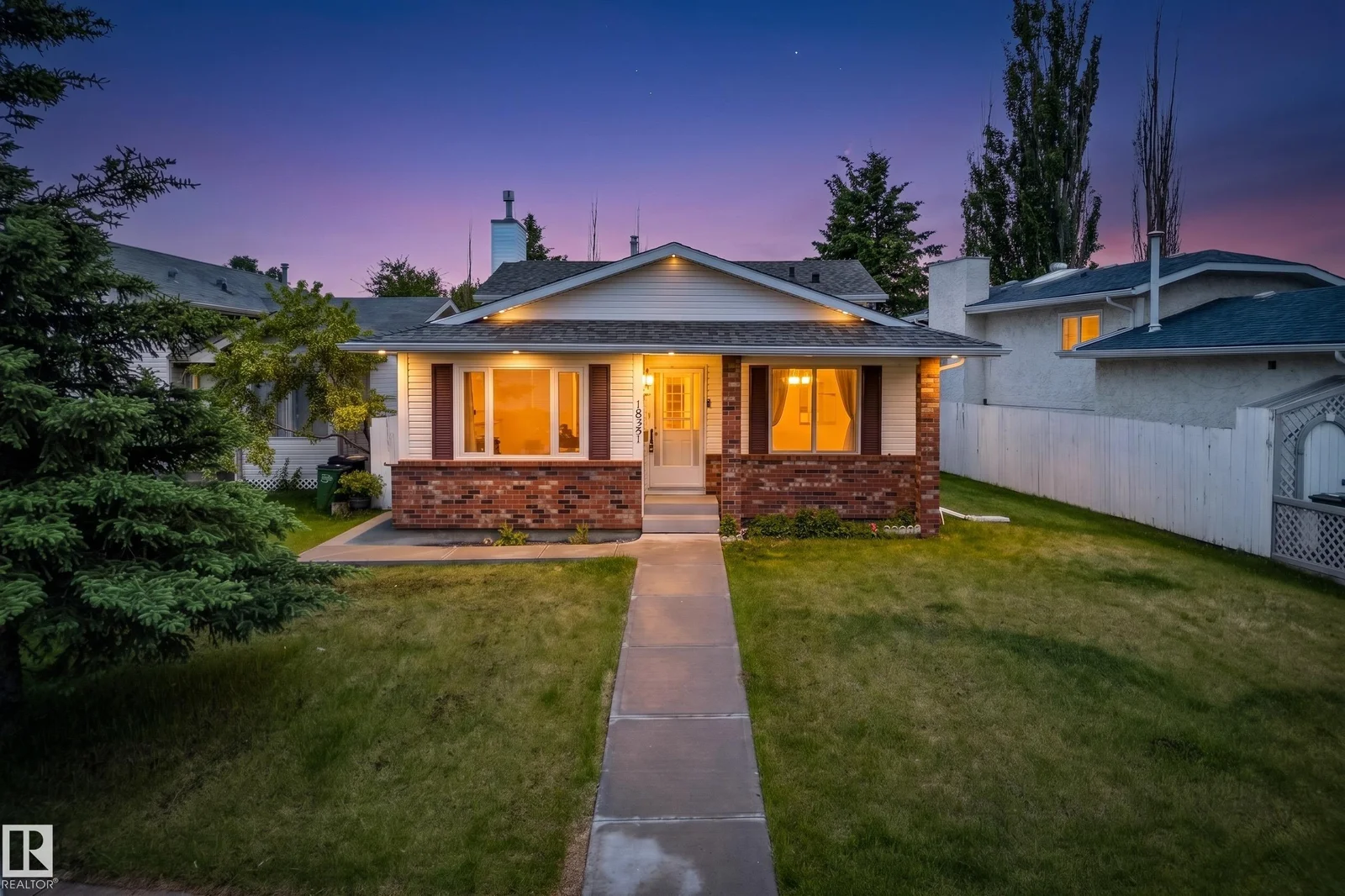 18351 77 AV NW, Edmonton - 4 bedroom Detached Single Family for sale