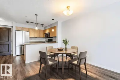 Interior photo 4 of #304 11453 Ellerslie RD SW