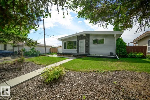 13408 118 ST NW, Edmonton - $399,900