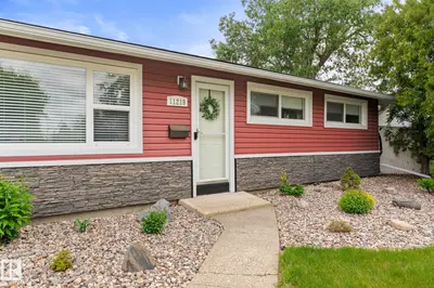 Interior photo 1 of 11219 134A AV NW