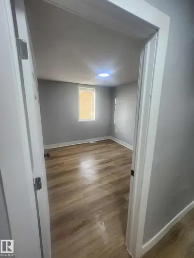 Interior photo 4 of 11308 94 ST NW