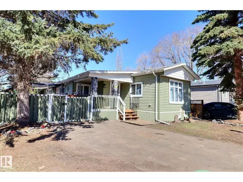 602 Evergreen PA NW, Edmonton - $109,900