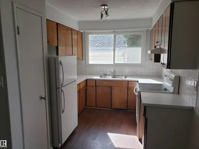 Interior photo 1 of 10219 155 ST NW
