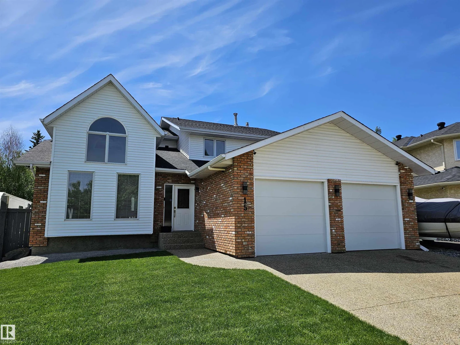 15 PAQUETTE PL, St. Albert - 5 bedroom Detached Single Family for sale