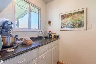 Interior photo 2 of 4904 56 Ave