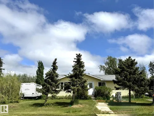 5419 49 ST, Wildwood - $139,900