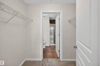 Interior photo 4 of #237 400 PALISADES WAY