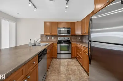 Interior photo 1 of #237 400 PALISADES WAY